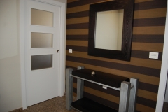 Reforma integral con sustitución de puertas y ventanas en piso en Castellón