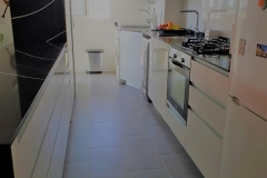 Reforma cocina-office en apartamento en Benicàssim